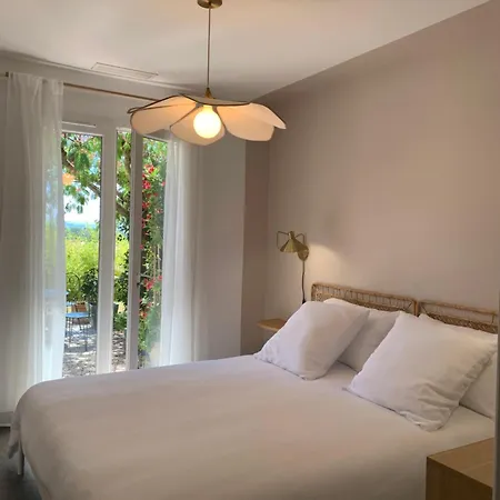 Le Chant Des Cigales B&B *
